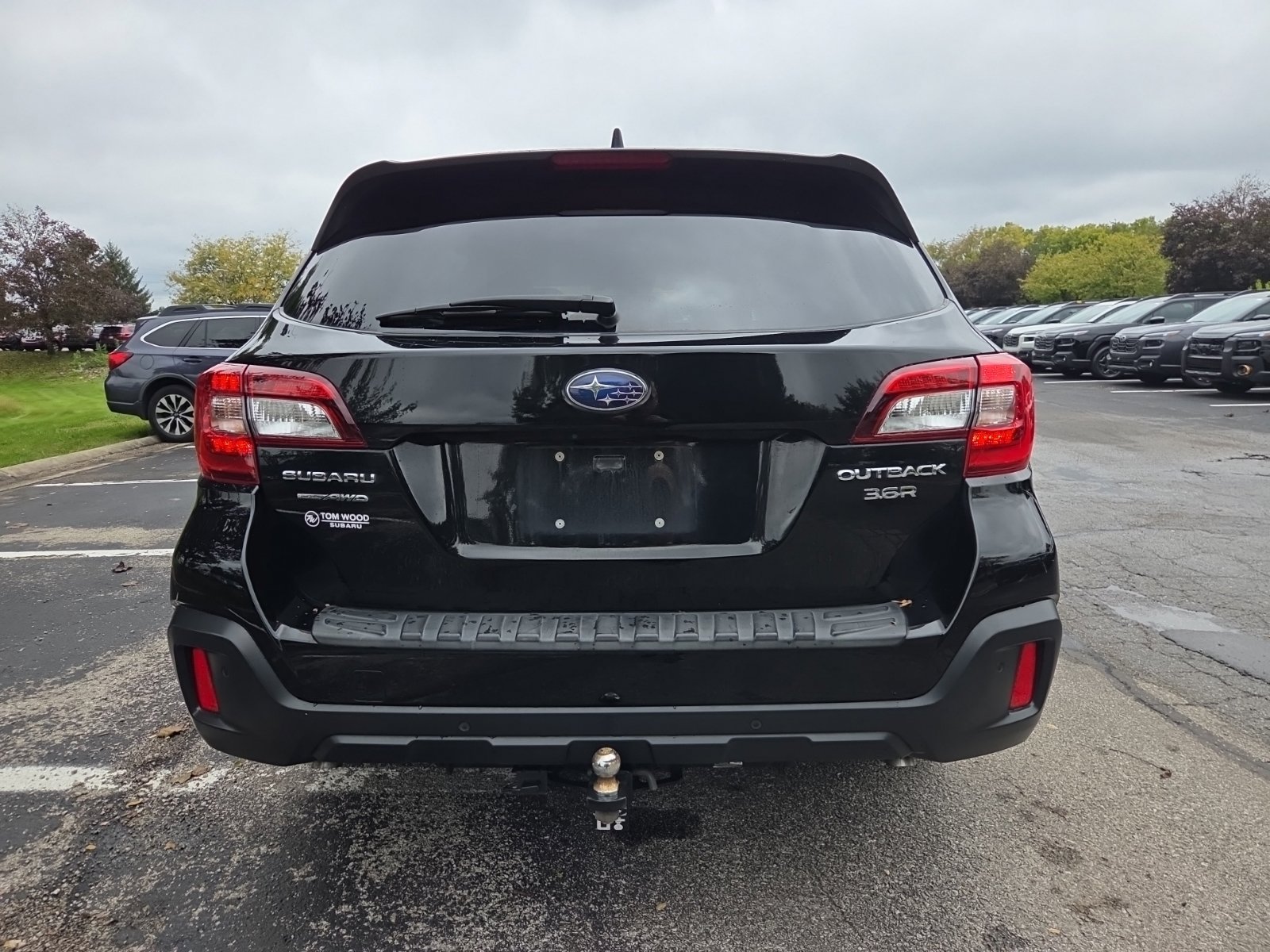 Used 2018 Subaru Outback 3.6R Touring AWD/4WD image 5