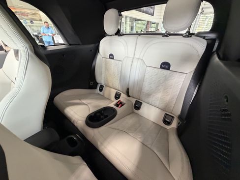 Used 2026 MINI Cooper S FWD image 15