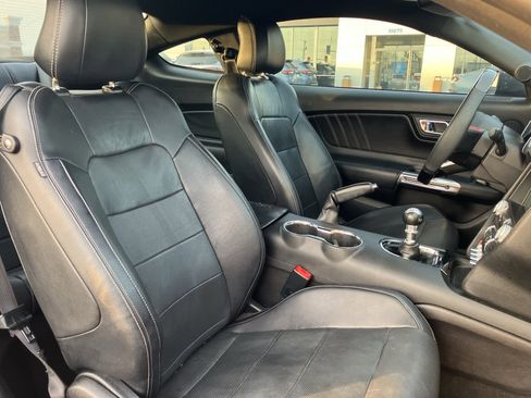 Used 2016 Ford Mustang GT Premium image 34