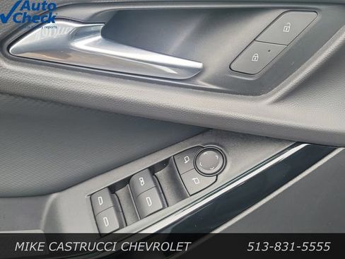 Used 2025 Chevrolet Equinox LT w/ Convenience Package II FWD image 23