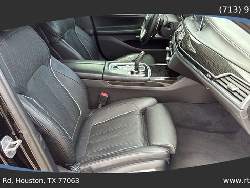 Used 2016 BMW 750i xDrive image 44