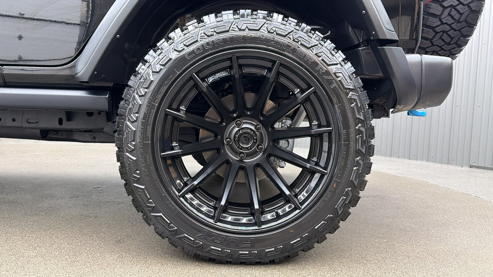 Used 2024 Jeep Wrangler Unlimited AWD/4WD image 12
