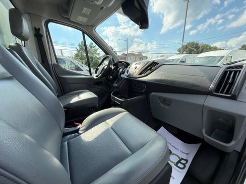 Used 2018 Ford Transit 350 138 DRW RWD image 8