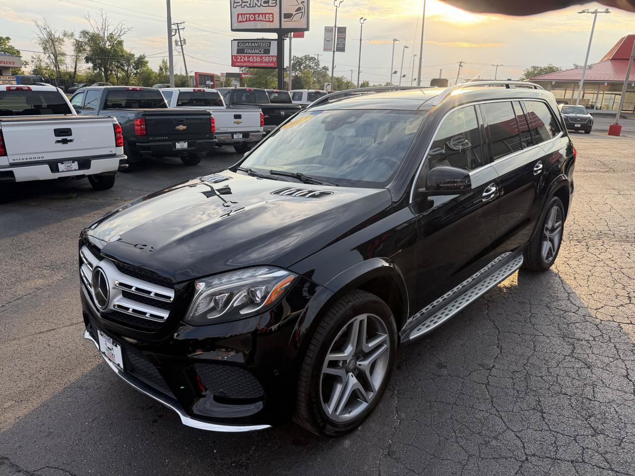 Used 2017 Mercedes-Benz GLS 550 4MATIC image 3