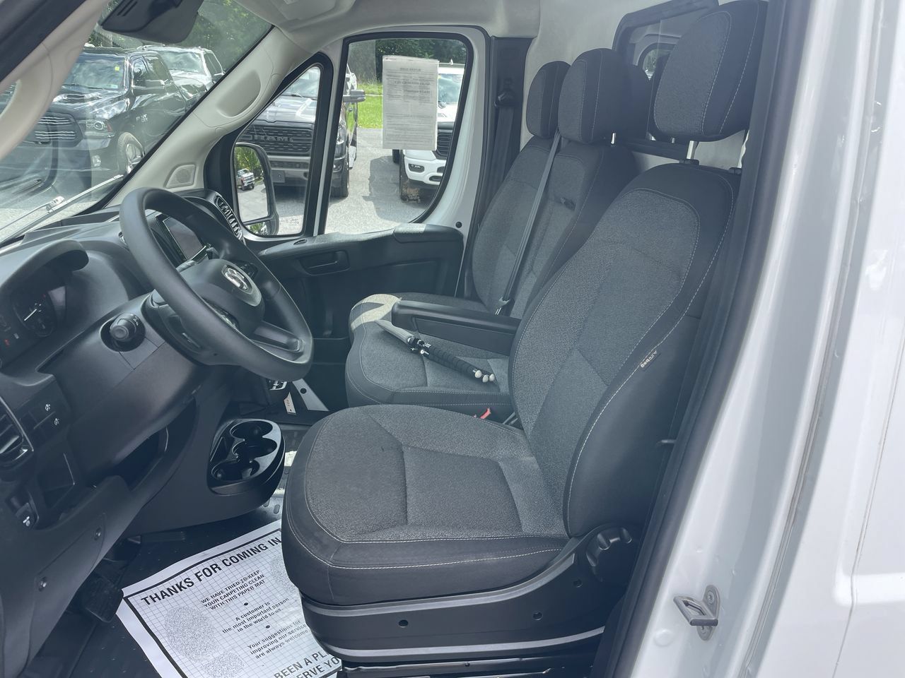 Used 2025 RAM ProMaster 2500 FWD image 27