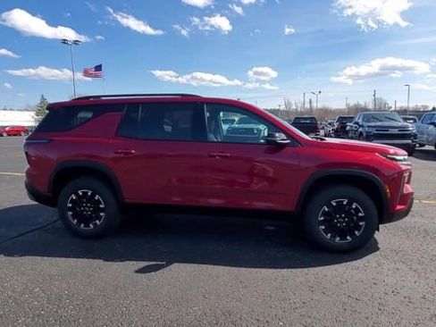 New 2026 Chevrolet Traverse Z71 w/ Driver Confidence Package image 9