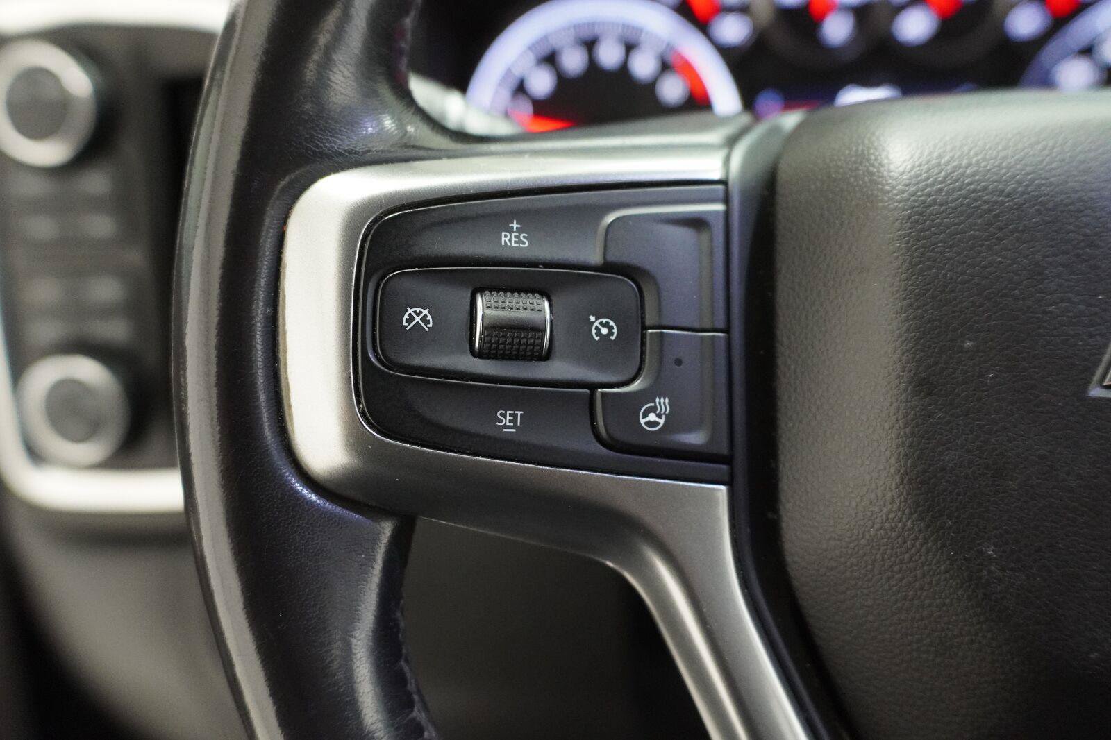 Used 2020 Chevrolet Silverado 1500 RST w/ Texas Edition AWD/4WD image 15