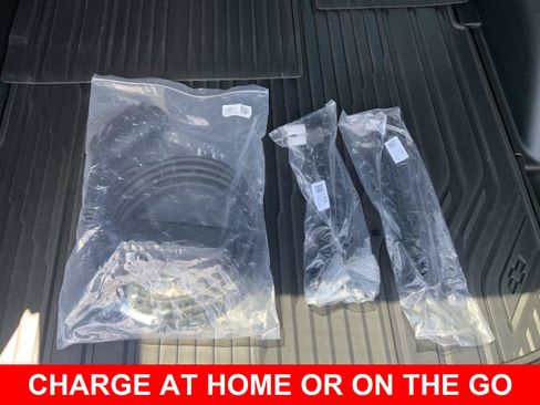 Used 2025 Chevrolet Equinox EV LT w/ LPO, All-Weather Mat Package FWD image 54