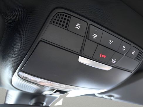 Used 2020 Mercedes-Benz E 450 4MATIC Sedan image 32