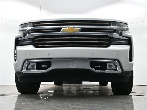 Used 2021 Chevrolet Silverado 1500 High Country w/ Safety Package II image 25