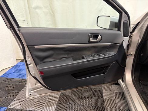 Used 2012 Mitsubishi Galant FE image 8