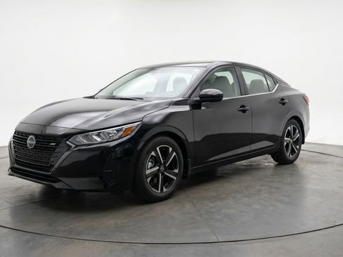 Used 2025 Nissan Sentra SV FWD image 3