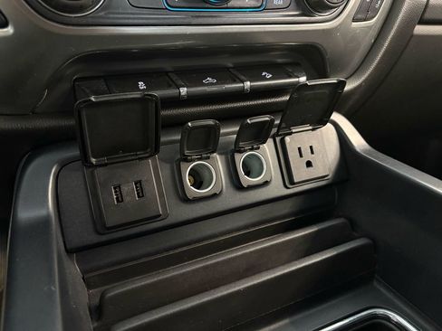 Used 2017 Chevrolet Silverado 1500 LT image 32