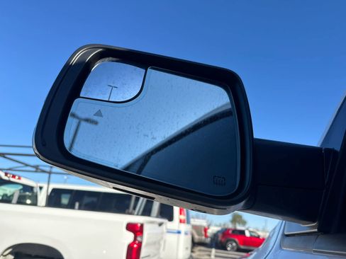 Used 2021 RAM 1500 Limited w/ Night Edition image 16