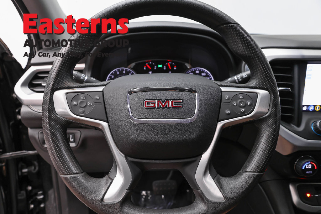 Used 2023 GMC Acadia SLE w/ Driver Convenience Package AWD/4WD image 11