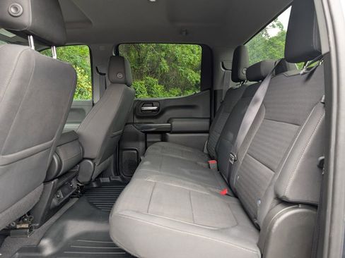 Used 2020 Chevrolet Silverado 1500 LT w/ Fleet Comfort Package AWD/4WD image 24