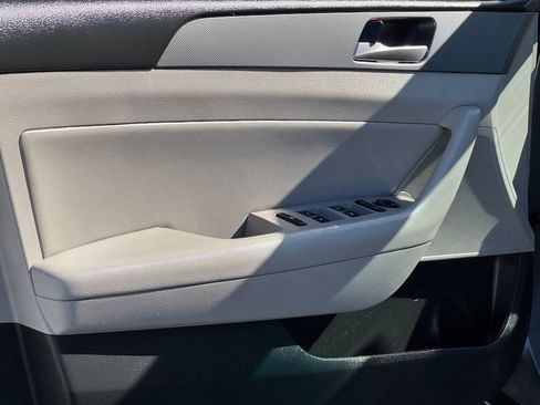 Used 2019 Hyundai Sonata SEL FWD image 9