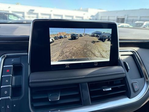 Used 2022 Chevrolet Tahoe LT image 17