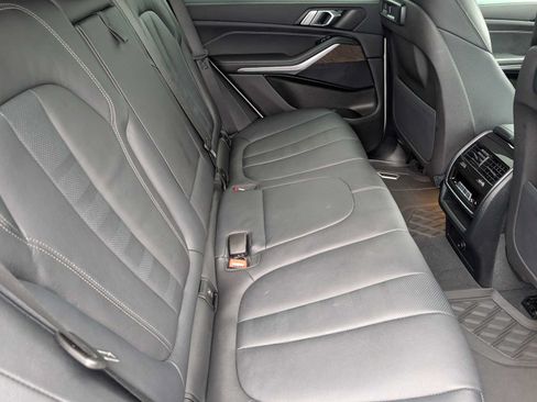 Used 2022 BMW X5 xDrive40i w/ M Sport Package AWD/4WD image 31