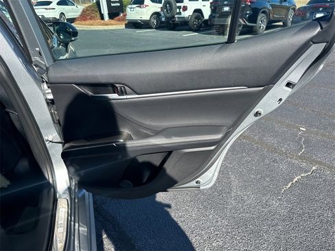 Used 2023 Toyota Camry XSE image 16