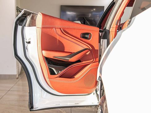 New 2026 Aston Martin DBX 707 image 34