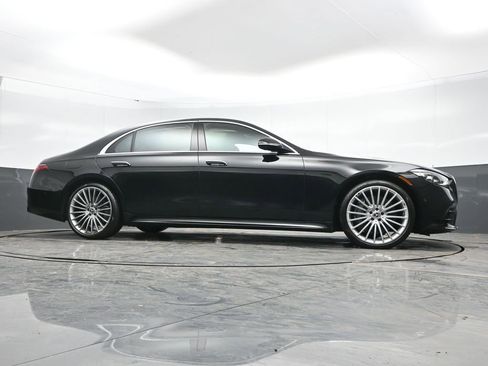 Used 2022 Mercedes-Benz S 580 4MATIC Sedan image 40