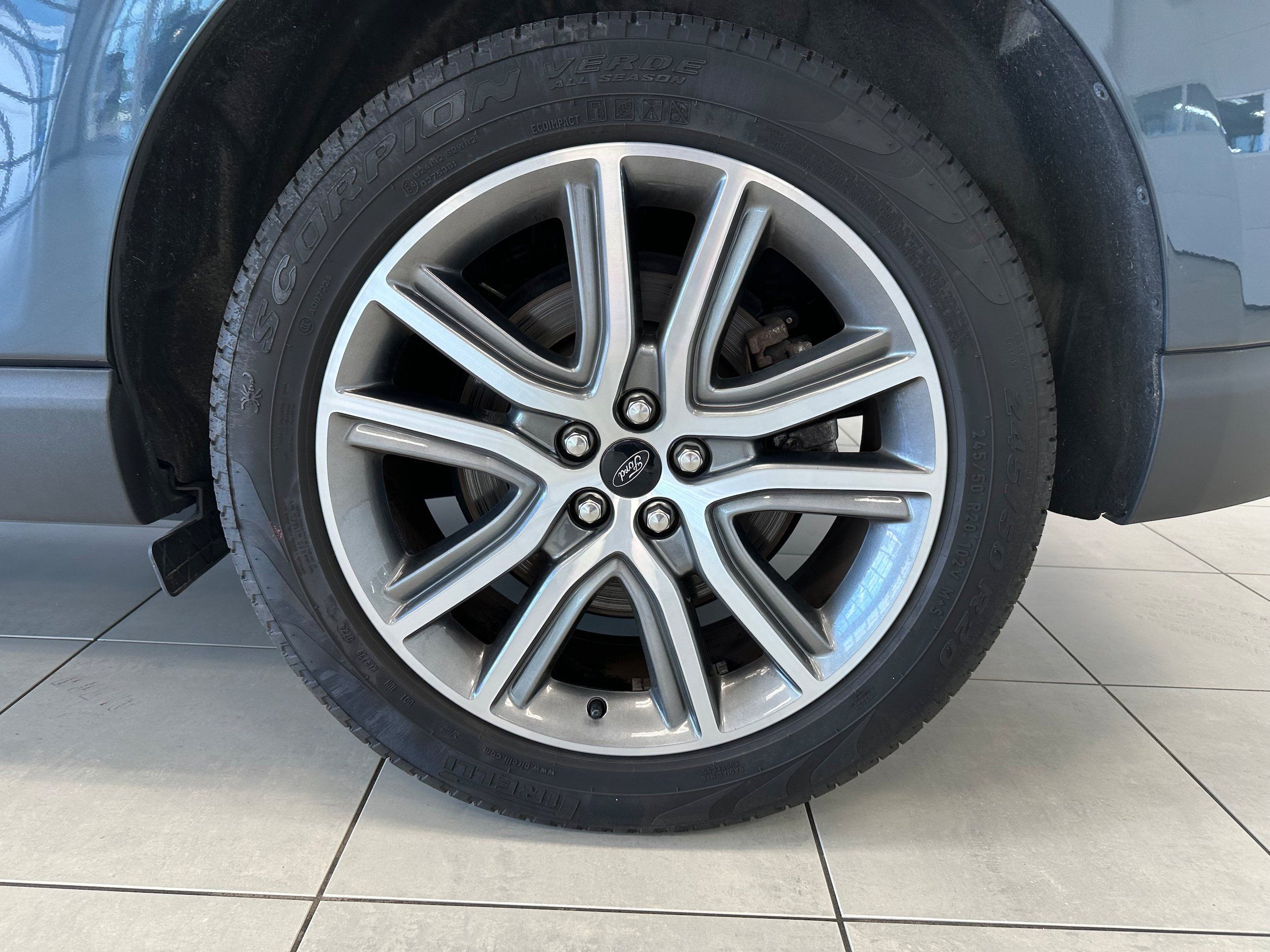 Used 2024 Ford Edge Titanium w/ Equipment Group 301A AWD/4WD image 8