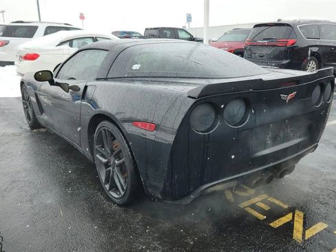 Used 2007 Chevrolet Corvette Coupe w/ Preferred Equipment Group image 4