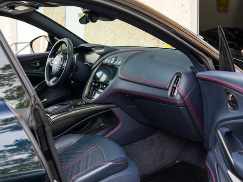 Used 2023 Aston Martin DBX 707 image 33