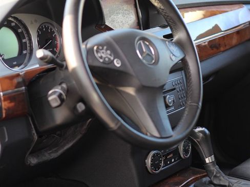 Used 2012 Mercedes-Benz GLK 350 2WD image 11