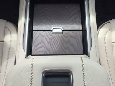 Used 2024 GMC Yukon Denali w/ Denali Reserve Package image 49