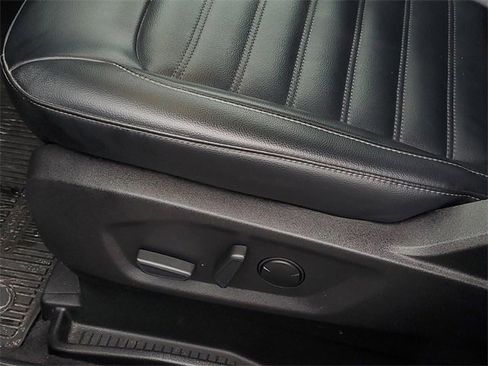 Certified 2022 Ford Edge SEL w/ Convenience Package image 14