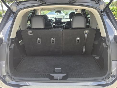 Used 2025 Honda Pilot EX-L image 15
