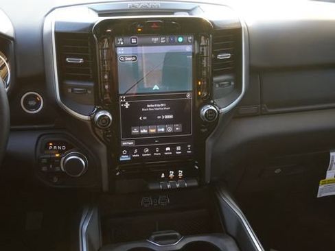 New 2026 RAM 1500 4x4 Crew Cab image 14