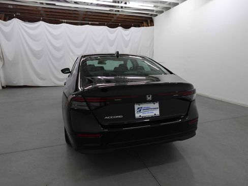 Certified 2023 Honda Accord EX image 7