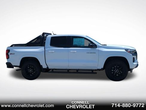 New 2026 Chevrolet Colorado Z71 w/ Midnight Edition AWD/4WD image 4