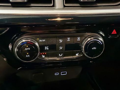 Used 2024 Chevrolet Trax RS w/ Driver Confidence Package image 15