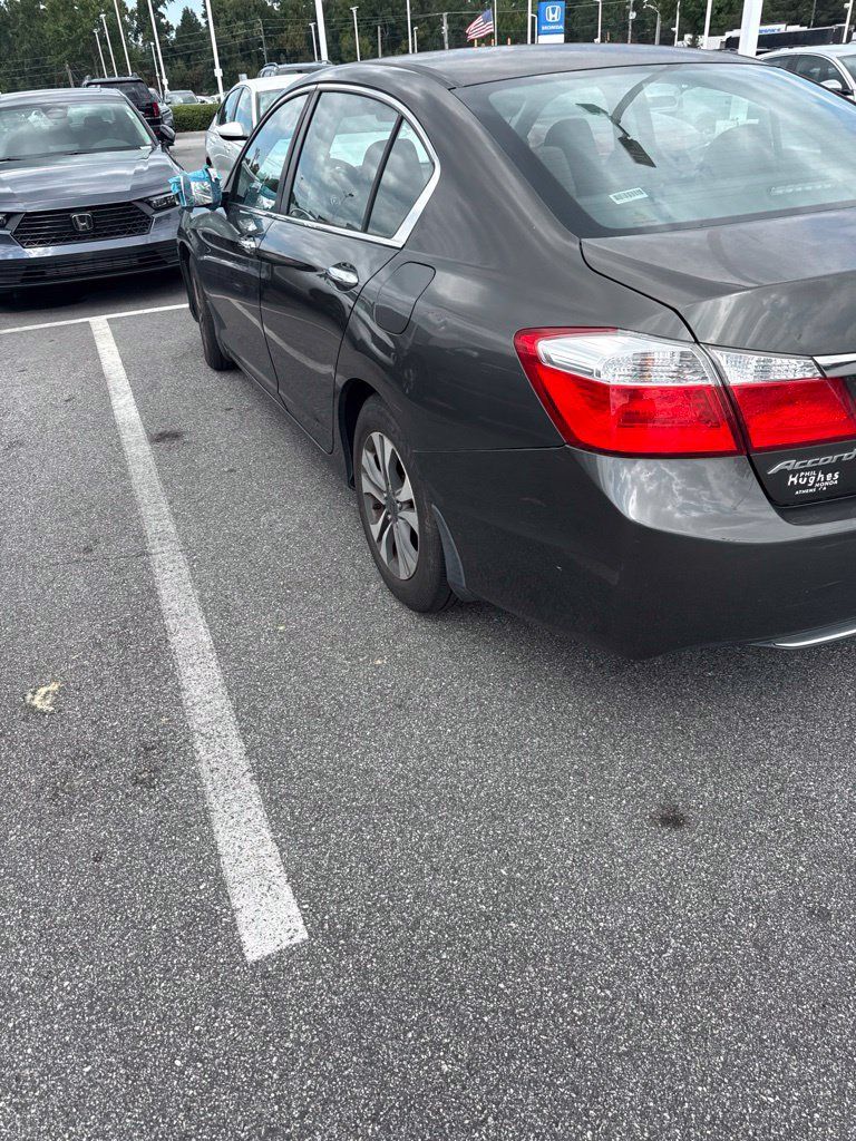 Used 2013 Honda Accord LX image 3