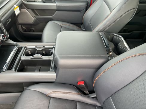 Used 2026 Ford F350 Lariat w/ FX4 Off-Road Package image 33