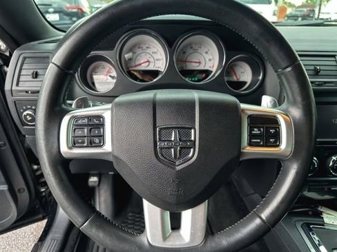 Used 2012 Dodge Challenger SXT RWD image 16
