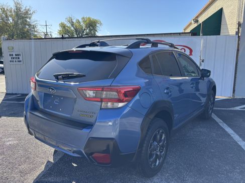 Used 2022 Subaru Crosstrek 2.5i Sport w/ Moonroof Package image 6