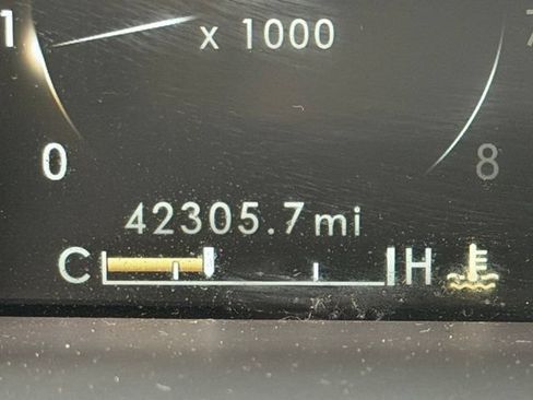 Certified 2022 Lincoln Nautilus FWD w/ Premium Package image 27
