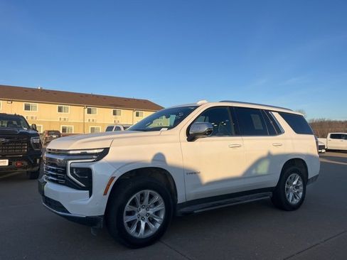 Used 2025 Chevrolet Tahoe Premier image 6