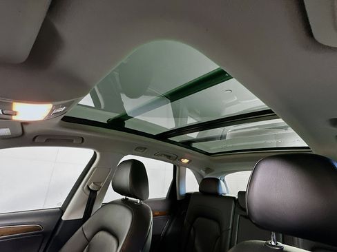 Used 2017 Audi Q5 2.0T Premium Plus w/ Technology Package image 25