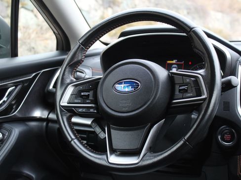 Used 2018 Subaru Crosstrek 2.0i Limited image 20