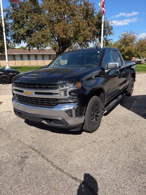 Used 2021 Chevrolet Silverado 1500 LT AWD/4WD image 1