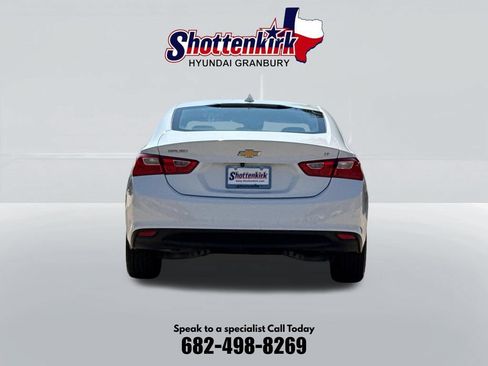 Used 2023 Chevrolet Malibu LT FWD image 7