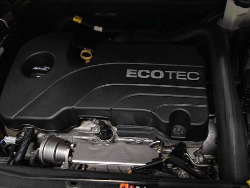 Used 2020 Chevrolet Equinox LT AWD/4WD image 16