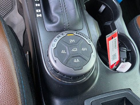 Used 2023 Ford Bronco Outer Banks w/ Sasquatch Package image 17