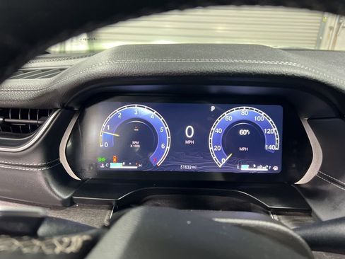 Used 2024 Jeep Grand Cherokee L Limited w/ Luxury Tech Group II image 29